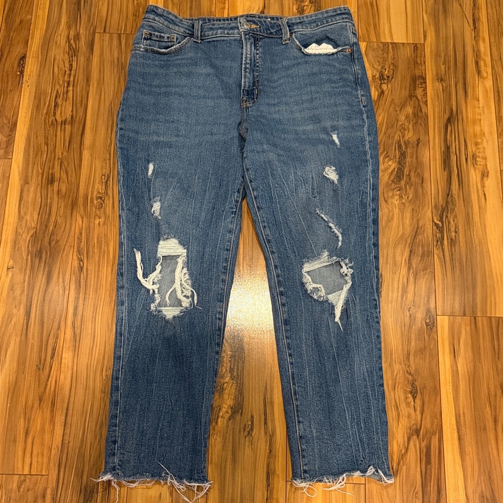 Women’s Old Navy Ripped Jeans